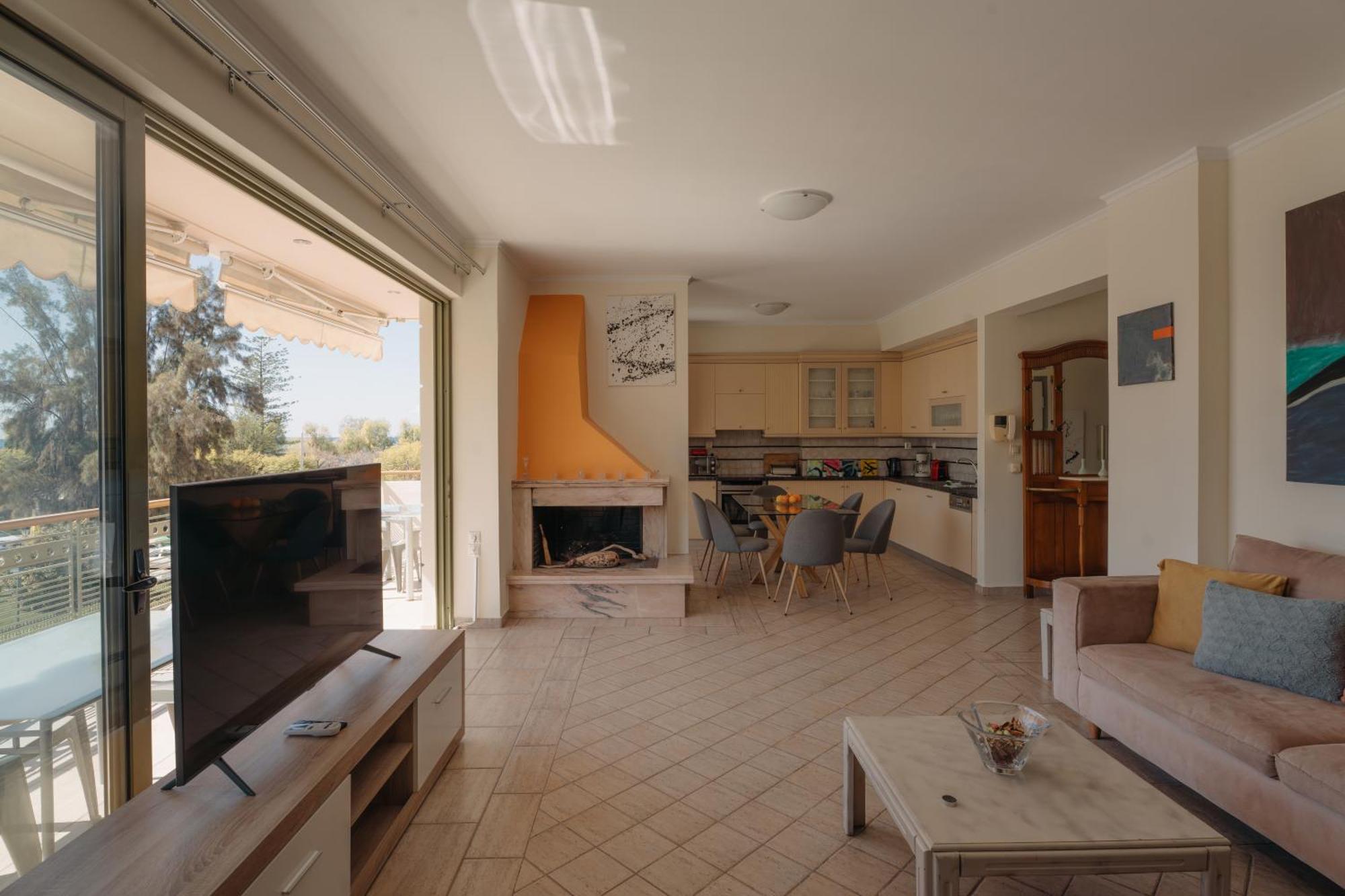 Nefeli City Apartments Patras Buitenkant foto