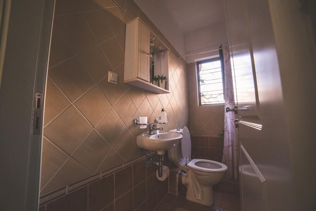 Nefeli City Apartments Patras Buitenkant foto